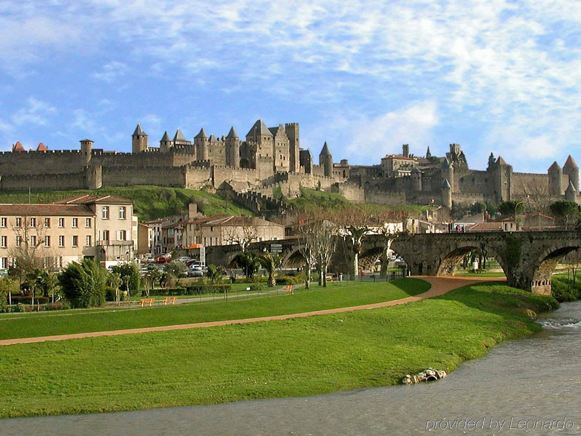 Ibis Carcassonne Centre - La Cite Hotel Luaran gambar