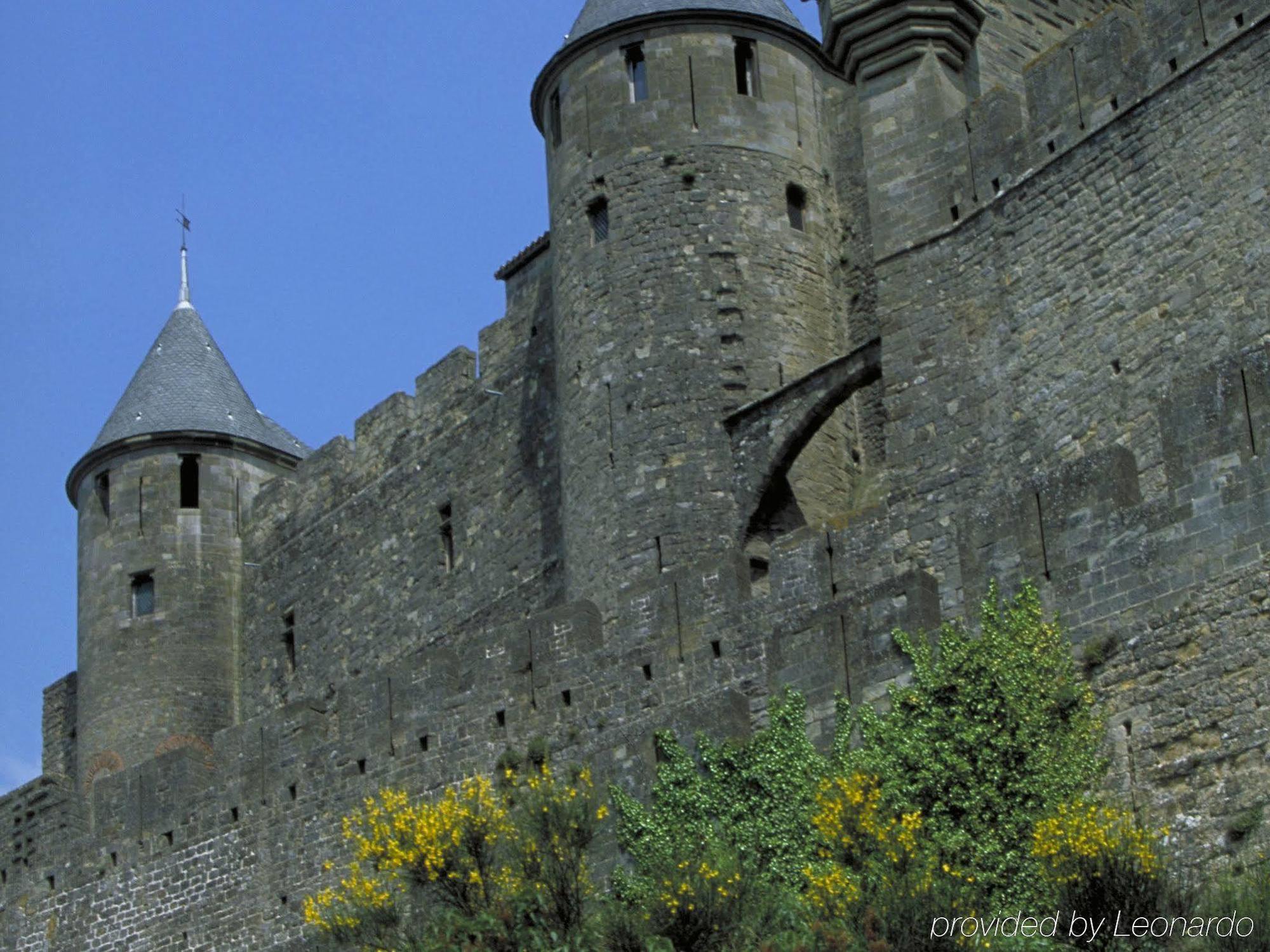 Ibis Carcassonne Centre - La Cite Hotel Luaran gambar