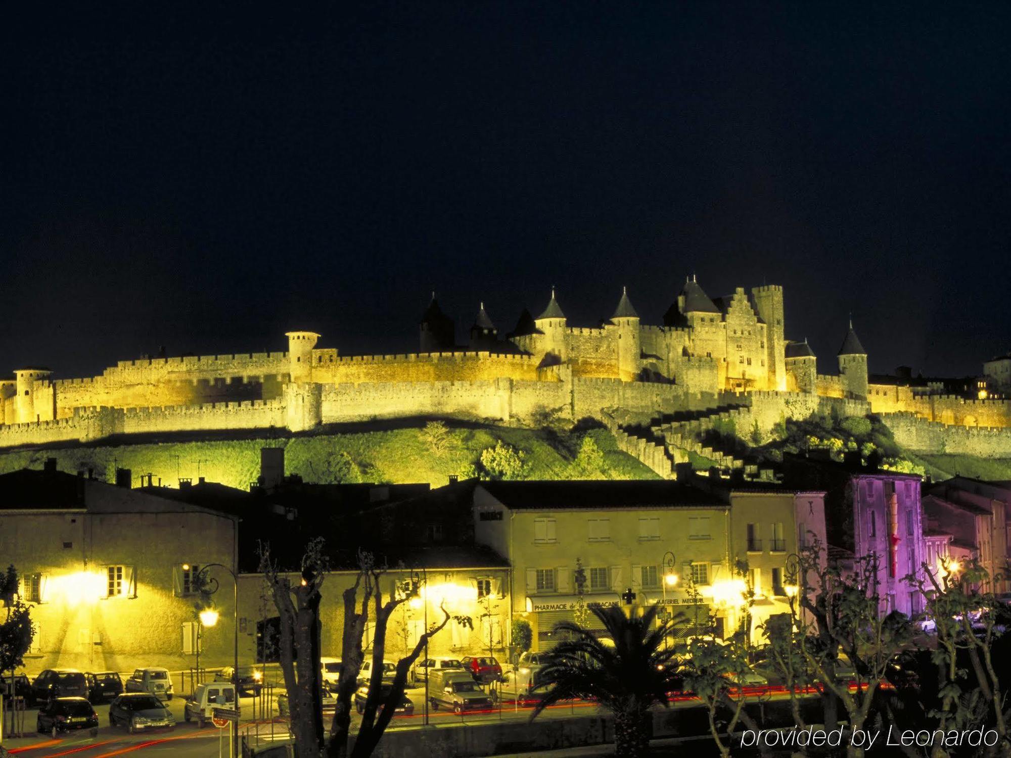 Ibis Carcassonne Centre - La Cite Hotel Luaran gambar